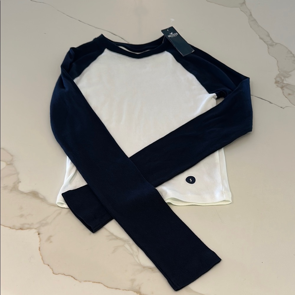 Hollister Navy and White Long Sleeve Shirt size small